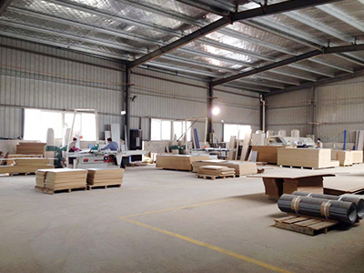 長?，F(xiàn)代生產(chǎn)廠房